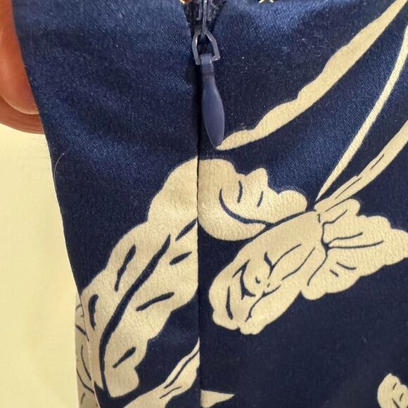 Lulus Women's Satin Dress Midi Floral Navy Blue White Wedding Guest Prom Resort - Picture 8 of 8